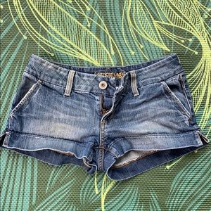 5/$20 American Eagle shorts
